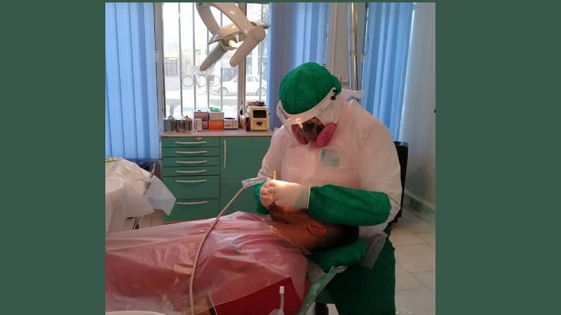 Sterile conditions and disposable equipment and proper ventilation | The best cosmetic dentist in Isfahan