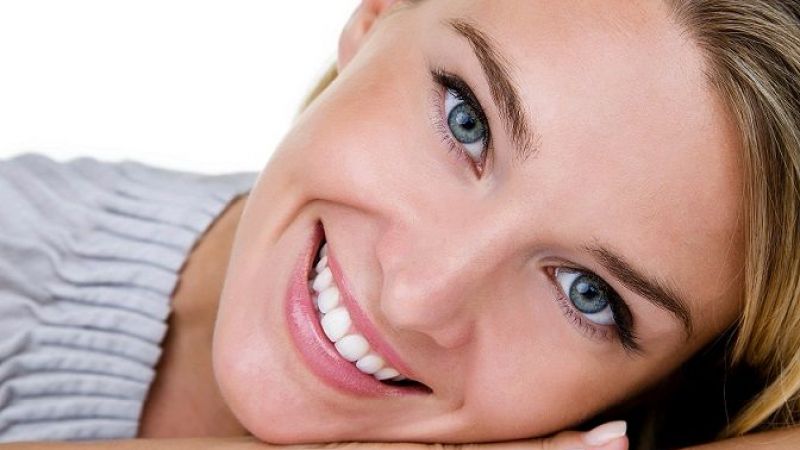 معایب و عوارض انواع روش های اصلاح لبخند چیست؟ | بهترین دندانپزشک زیبایی اصفهان