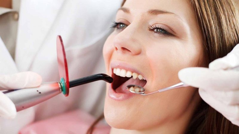 کنترل دراز مدت آفت با لیزر کم توان | بهترین دندانپزشک اصفهان