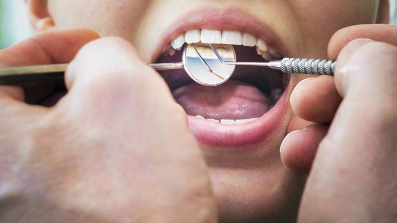 پیشگیری از مشکلات دهانی مرتبط با دیابت | بهترین دندانپزشک اصفهان