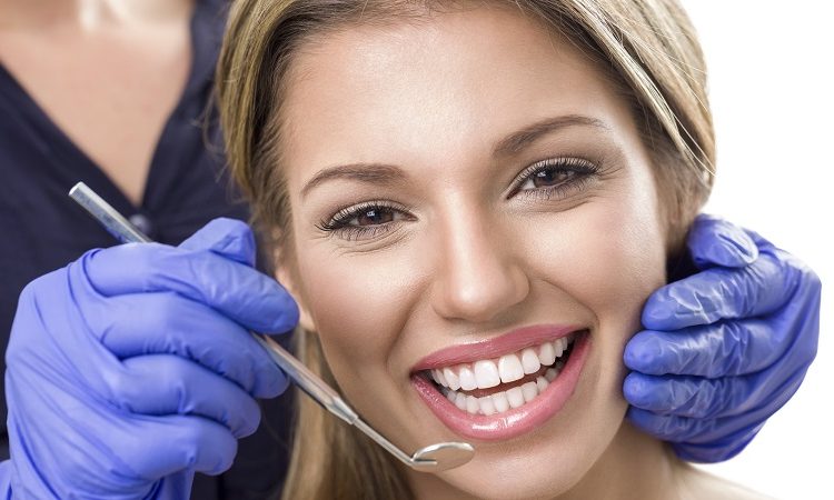 Important points in maintaining oral health | The best gum surgeon in Isfahan