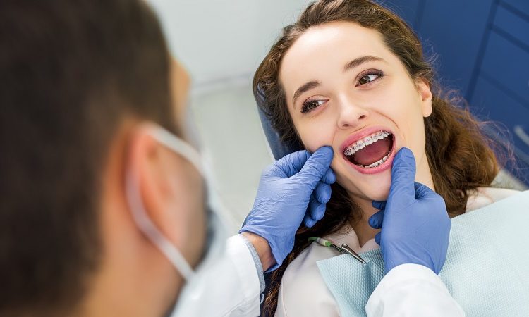 روش های کاهش طول درمان ارتودنسی دندان | بهترین ایمپلنت اصفهان