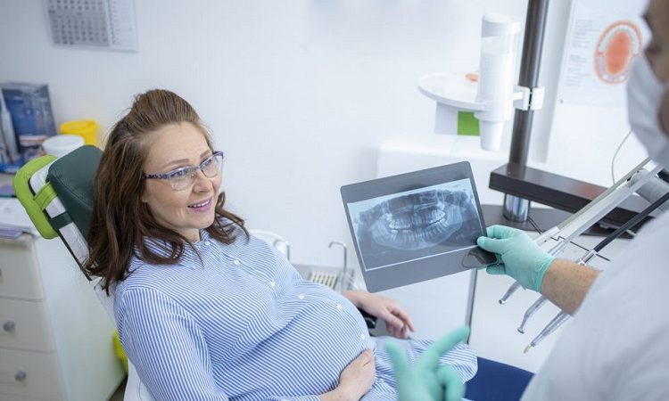 الأسئلة المتداولة حول إزالة العصب أثناء الحمل | افضل دكتور اسنان في اصفهان