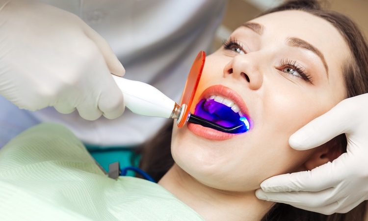 تطبيق ليزر الدايود في طب الأسنان | افضل دكتور اسنان في اصفهان