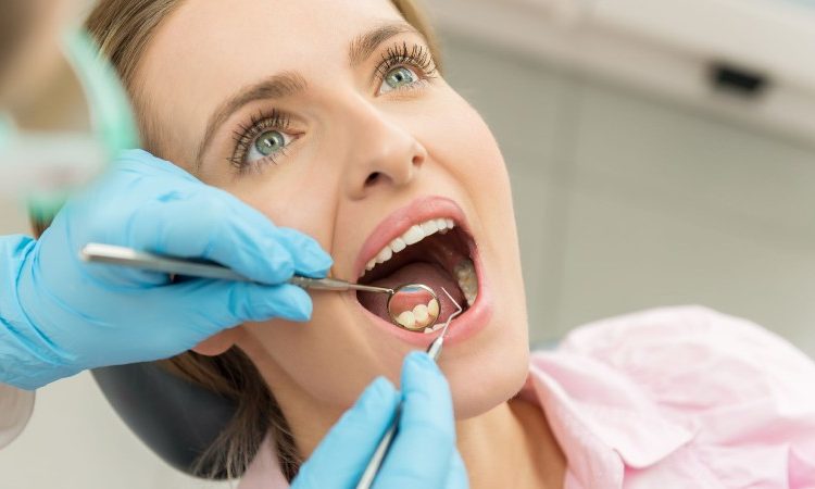 Ways to treat the infection of the coated tooth | The best dentist in Isfahan