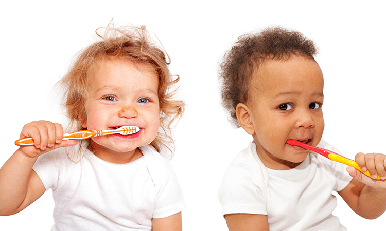 Prévention et traitement des dents noires chez les enfants | Le meilleur dentiste d'Ispahan