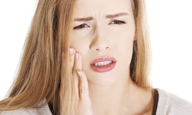 Causes of toothache after implant | The best gum surgeon in Isfahan