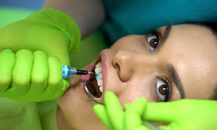 مزایا و معایب باندینگ دندان | بهترین جراح لثه اصفهان