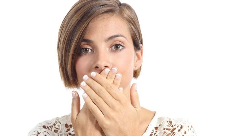 Causes of bad breath | The best gum surgeon in Isfahan