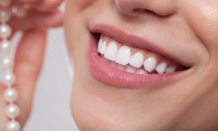 باندینگ دندان و انواع آن | بهترین جراح لثه اصفهان