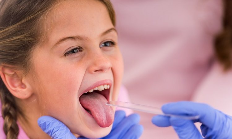 Causes des taches rouges dans la bouche | Le meilleur dentiste cosmétique à Ispahan