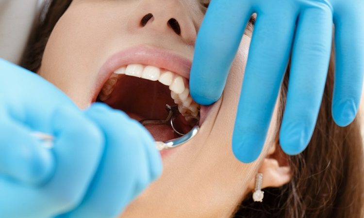 Complications de la chirurgie d'extraction des dents de sagesse | Le meilleur dentiste d'Ispahan