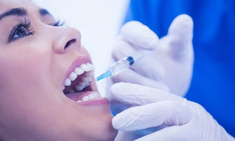 استخدام أنواع مختلفة من تخدير الأسنان | افضل دكتور اسنان تجميلي في اصفهان