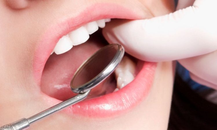 Causes of tooth extraction | The best gum surgeon in Isfahan