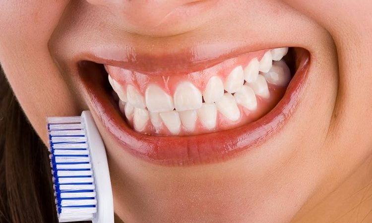 Care tips for healthy gums | The best gum surgeon in Isfahan