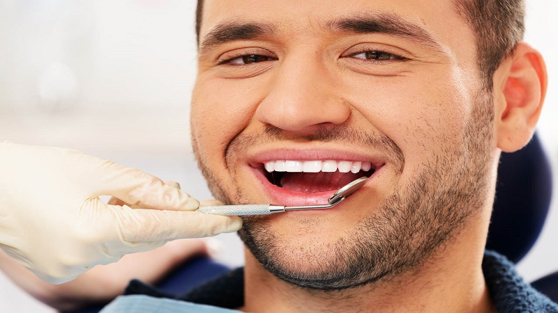 پیشگیری از جرم گرفتن دندان لمینت شده | Le meilleur dentiste d'Ispahan - le meilleur chirurgien des gencives d'Ispahan - le meilleur dentiste cosmétique d'Ispahan | Dr Hossein Borjian