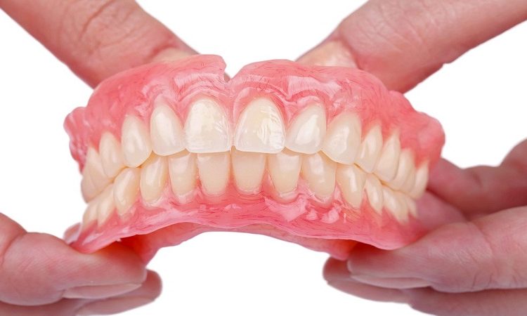 Diverses façons de remplacer les dents manquantes |Le meilleur dentiste d'Ispahan - le meilleur chirurgien des gencives d'Ispahan - le meilleur dentiste cosmétique d'Ispahan|Dr Hossein Borjian
